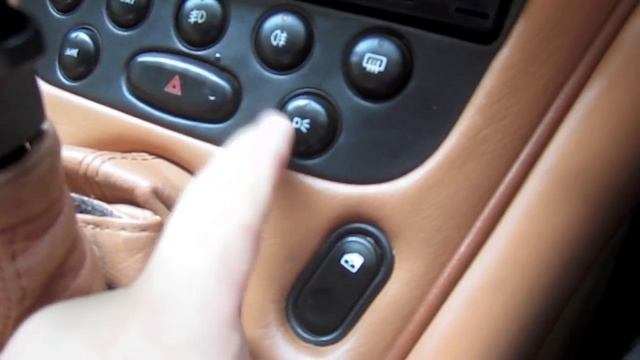 2001 Maserati 3200 GT Start-Up and Full Vehicle Tour смотреть онлайн