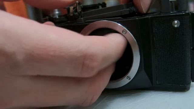 How To Lift Mirror Assy Out (EM + Others)