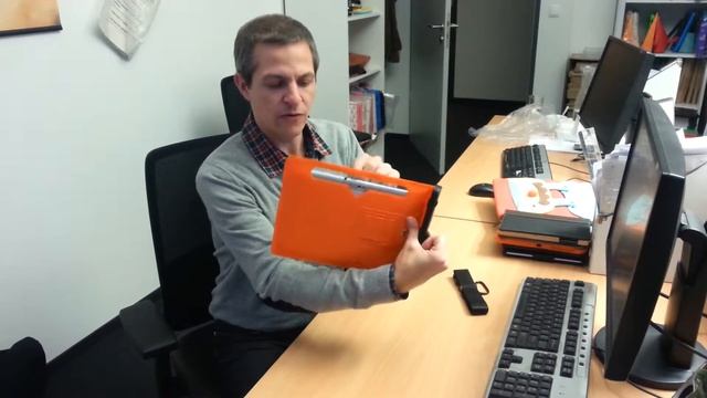 Cooper Voda Waterproof Tablet sleeve review for Apple iPad 2/3/4 and 10.1" tablets смотреть онлайн