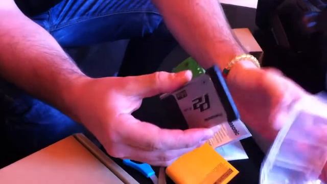 Unboxing av Panasonic AG-HPX250 смотреть онлайн