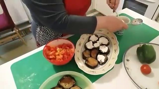 Обед с баклажанами..Антипасти . смотреть онлайн