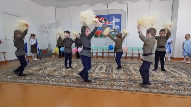 Финальный танец на День Победы "Я рисую на окне" смотреть онлайн