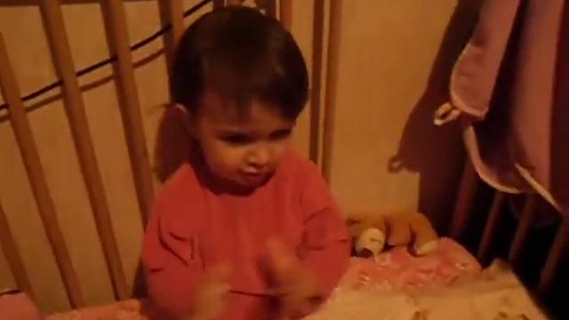 Еще раз песенка про бабушку 22.05.2014 2 года