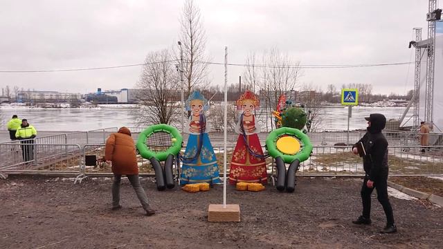 Аттракционы на масленицу от Крутоты смотреть онлайн