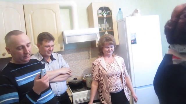 на новоселье смотреть онлайн