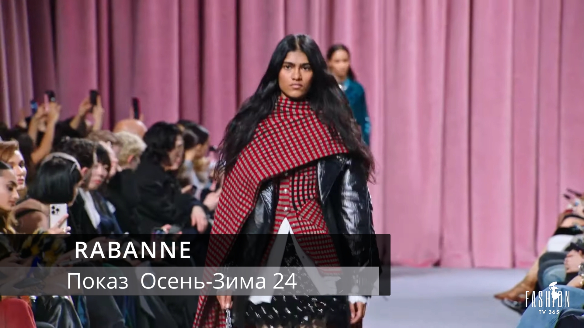 RABANNE - показ осень-зима 24 смотреть онлайн