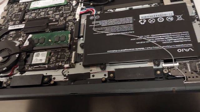 Troca tela LCD Notebook Vaio FE15 VJFE52F11X смотреть онлайн