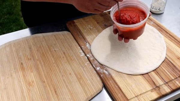 Ooni Koda 16 Demonstration | Making Pizza at Home with Ooni Koda 16