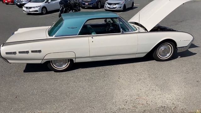 FOR SALE: 1962 Ford Thunderbird