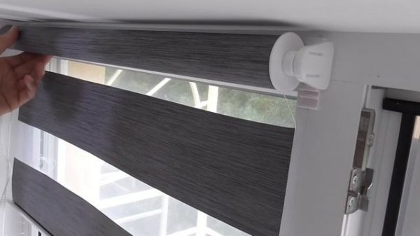 Установка Рулонных штор День Ночь