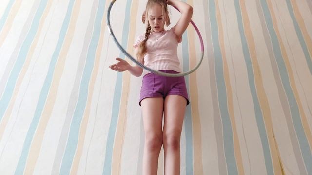 обучалка с обручем смотреть онлайн