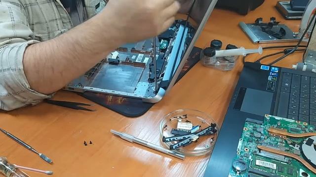 Чистка ноутбука смотреть онлайн