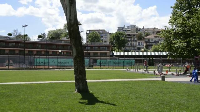 Dobrich, Bulgaria. Park in May #1 | Добрич, Болгария. Парк в Мае #1 смотреть онлайн