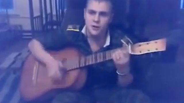 Ратмир Александров - синяя река. Армейские песни под гитару. смотреть онлайн