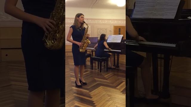 1. С. Важов "в старинном парке" переложение для саксофона-альта и фортепиано Зайцевой О. В. смотреть онлайн