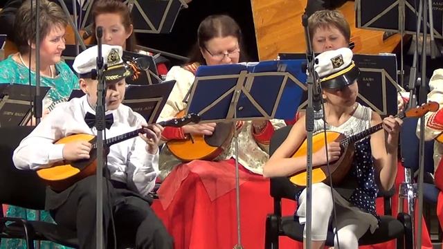 Песенка моряков из к.ф. "Вольный ветер" - С.Петрова, М.Тарбеев смотреть онлайн