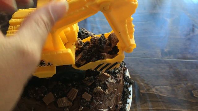 Gideon's 4th Birthday Vlog! смотреть онлайн