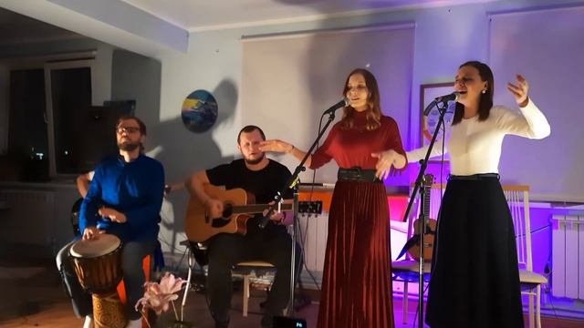 Mantra "Om Tare tutare ture swaha, Om Mani pedme hum" - Ananda Band смотреть онлайн