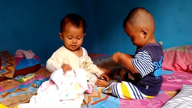 Fiona z Dkk Part 8. // Nizam tepuk tangan makan nasi. смотреть онлайн