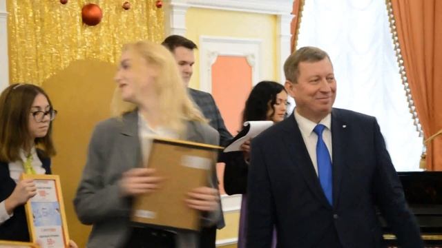 Приём и награждение одарённых учащихся Бреста по итогам 2019г. смотреть онлайн