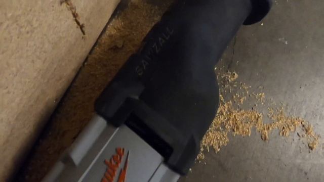 Milwaukee 6519-30 Reciprocal Saw (SawZall) смотреть онлайн