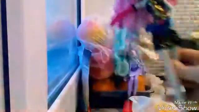 Обзор Рошель зомби и твайлы призрачно смотреть онлайн