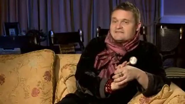 Почему девушкам нельзя носить меха смотреть онлайн