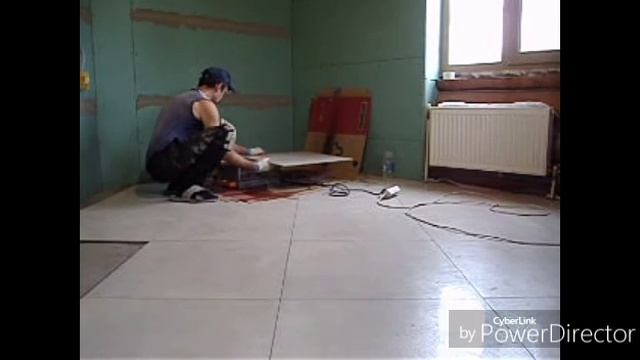 4. Ремонт совмещенного санузла в доме из бруса. Часть четвертая - напольная плитка. смотреть онлайн