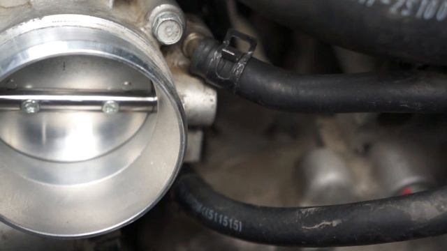 Чистка дроссельной заслонки KIA Sportage 3 смотреть онлайн