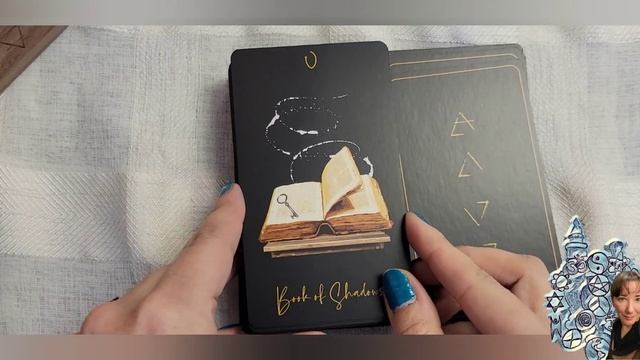 Unboxing & reviewing Practical Magic Inner Witch Tarot. #witch #tarot смотреть онлайн