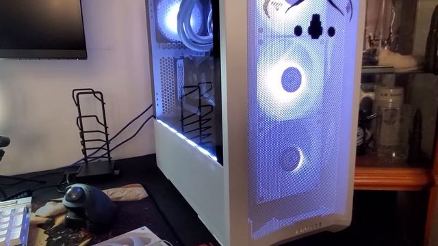 First problem with Lian Li product ends very pleasantly! смотреть онлайн