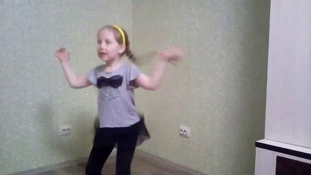 Первый танец собственной постановки смотреть онлайн