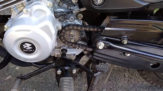 про ведущие звезды на BAJAJ 125 и нюансы натяжки цепи смотреть онлайн