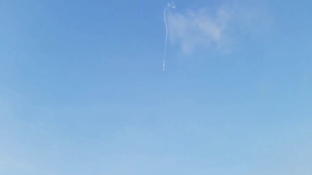 10lb 2 stage rocket смотреть онлайн