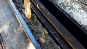 Бетонные столбы на шпалеру для малины