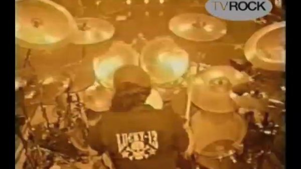 Pantera - Floods (Live In Korea) with Dimebag Darrell & Vinnie Paul #pantera