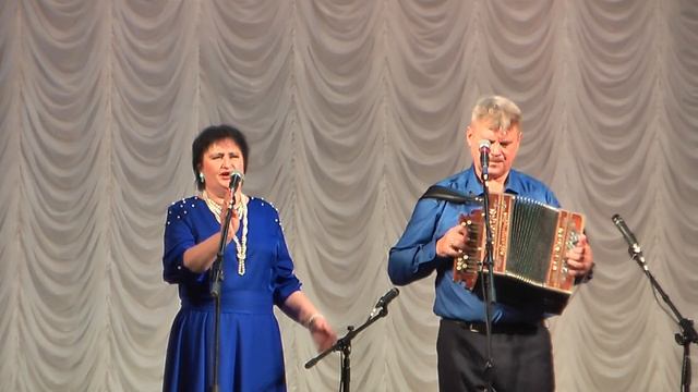 "Ой, ты белая береза". Поют солистка хора Московская сторонушка Наталья Зенкина и Алексей Медведев смотреть онлайн
