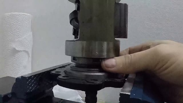 Ремонт рулевого редуктора Mercedes W140. Reparatur Lenkgetriebe. смотреть онлайн