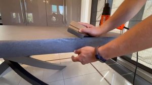 Обновление стола с помощью самоклеящейся пленки