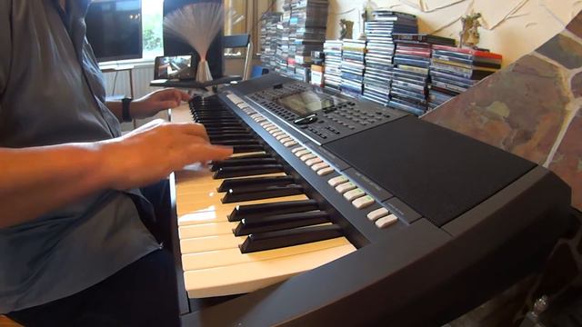 Santa Claus is Coming to Town (Ragtime style) смотреть онлайн