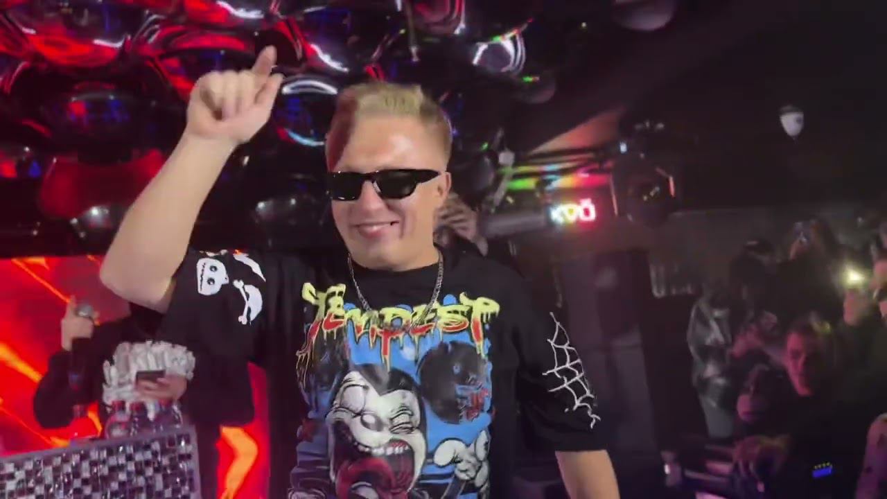 Улетевшие МС в Ульяновске - Витя Ак 47 смотреть онлайн