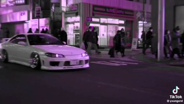 448b13b7a5e2e846e7cf740ff886f78b.mp4