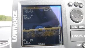 Работа эхолота Lowrance Elite 5 HDI (2)
