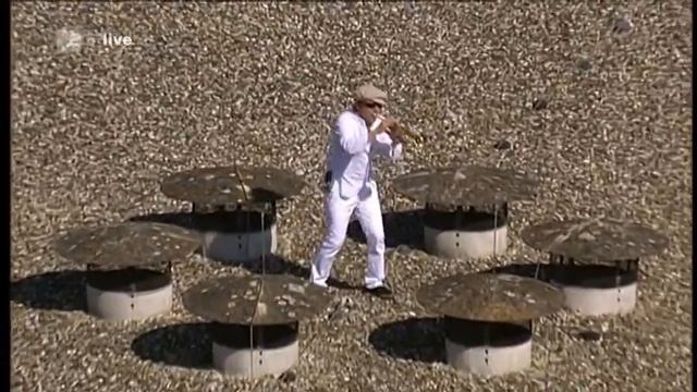 QUANDO QUANDO QUANDO (Samba Version)