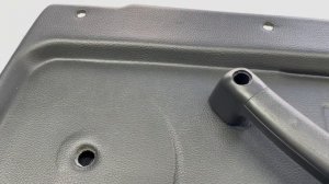 Обивка дверей Нива 4х4 экокожа, обзор .