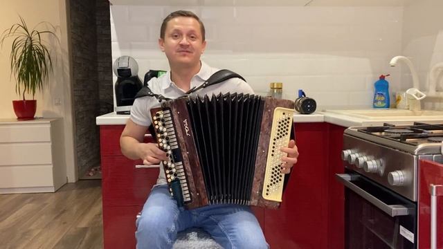 ВОТ ТАК НАДО ЗАЖИГАТЬ)))) Вспомнили песню?))) смотреть онлайн