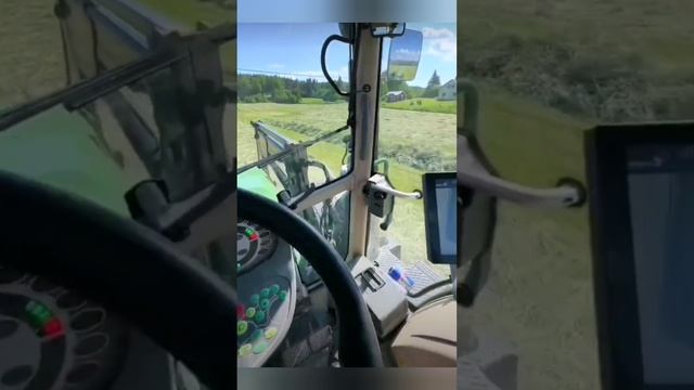 Сенокос - уже пора сено заготавливать смотреть онлайн