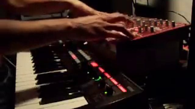 Korg R3 and ESX video- NEW VIDEO by Omar Andre 07-10-08 смотреть онлайн