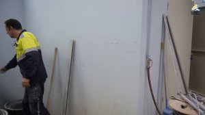 Работа с правилом при механизированной штукатурке. Советы от специалиста компании Кнауф