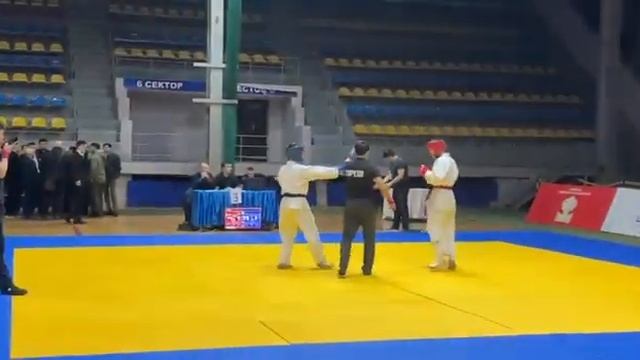 Чемпионат Казахстана по рукопашному бою.Финал 57 кг.Беляев Кирилл (син) смотреть онлайн